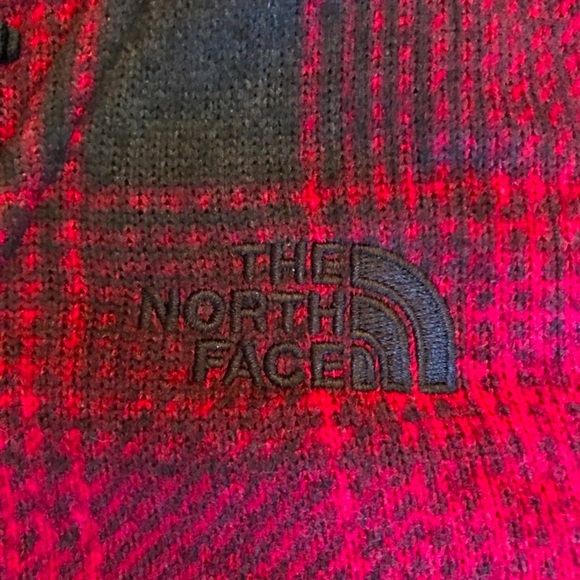 THE NORTH FACE Crescent Rumba Red Ombré Plaid Toggle Hoodie size S - Picture 9 of 10